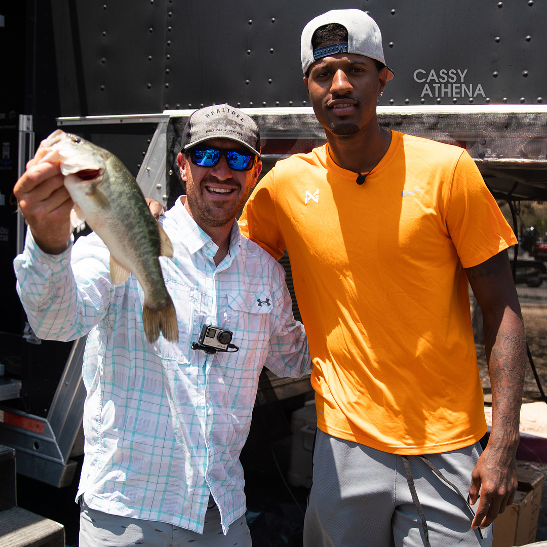 火力凶猛！本赛季欧冠拜仁进球并列最多，击中门框次数最多（火力全开！拜仁本季欧冠进球并列第一，中框次数居首）