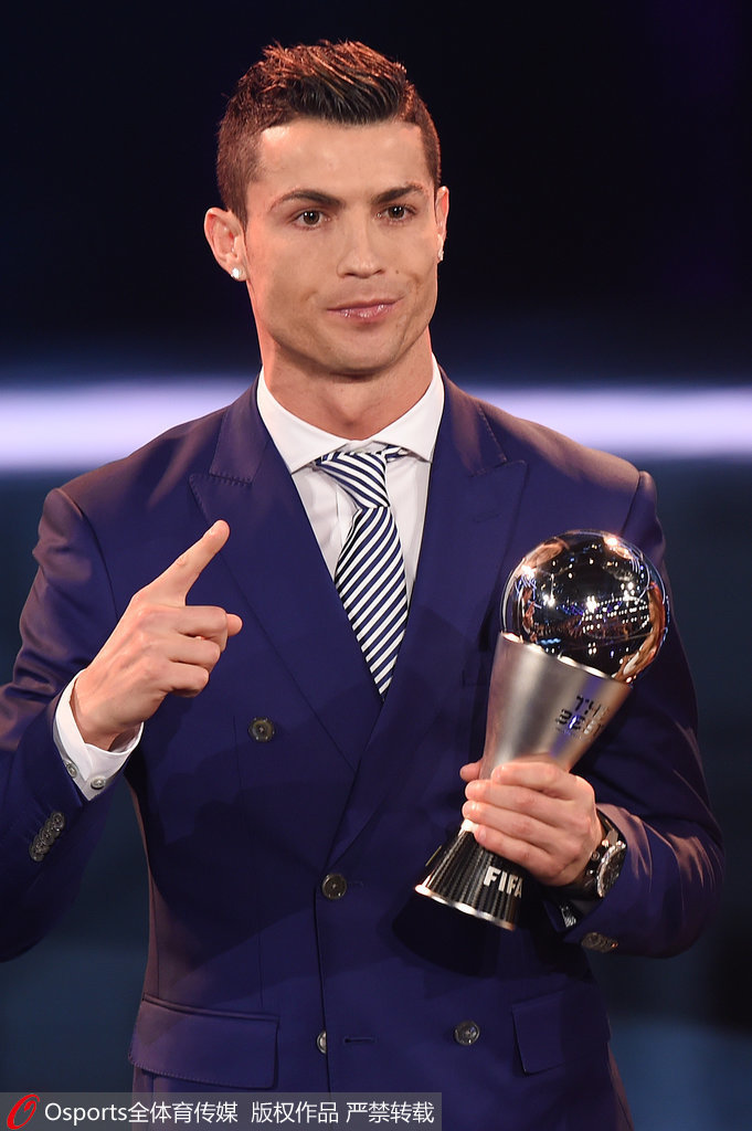 参观诺坎普，梅西：我回到了我怀念的地方，希望有一天能回来