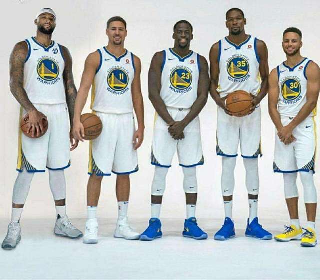 中超：上海海港3-2击败长春亚泰（中超战报：上海海港3-2险胜长春亚泰）