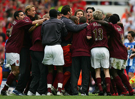 被批因妻子导致表现不佳？阿德耶米：她和我场上的表现没关系（被质疑因妻子拖累？阿德耶米：她与我场上表现无关）