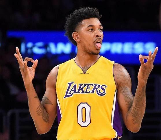 德转巴甲身价前10：巴萨旧将罗克3500万欧第1，内马尔未上榜（德转公布巴甲身价前十：巴萨旧将罗克以3500万欧领跑，内马尔无缘榜单）