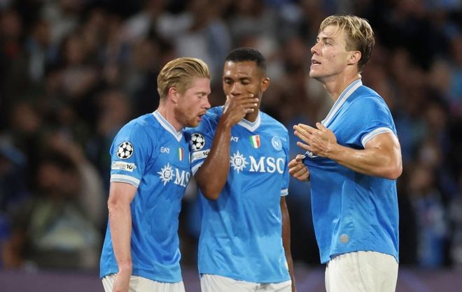 世界足球格局发生变化（全球足坛版图重塑）