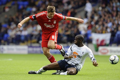 体操名将桑兰现状：瘫痪15年后嫁经纪人，婚后被丈夫和儿子宠上天（桑兰近况：经历15年瘫痪后与经纪人步入婚姻，如今获丈夫与儿子悉心守护）