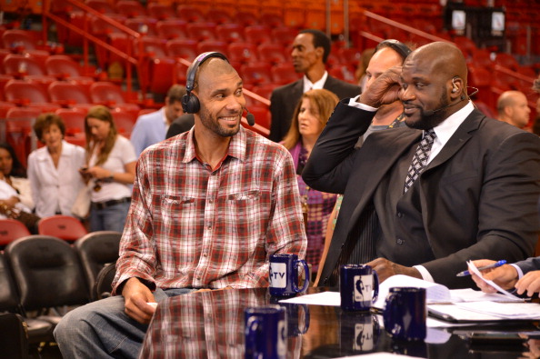 致敬球队传奇，多特官方商城为球迷免费印11号罗伊斯（多特致敬传奇：官方商城为球迷免费印制罗伊斯11号）