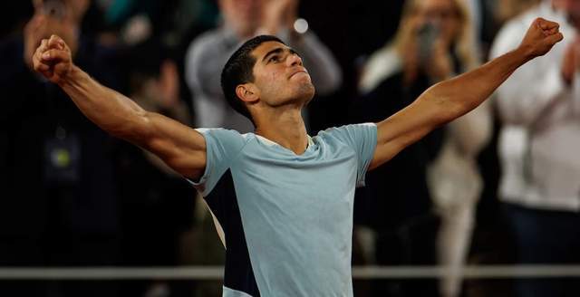 费尔南德斯 费尔南德斯